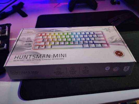 Selling Razer Huntsman Mini Mercury White 60% Linear Optical Switch