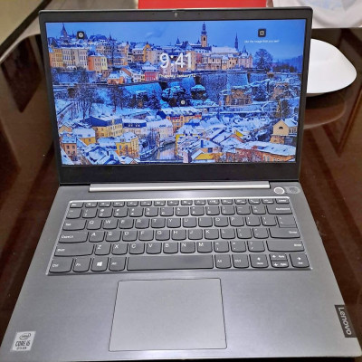 Lenovo ThinkBook 14 i5