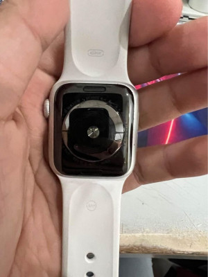 Apple Watch Series 4 (Nike) 40mm