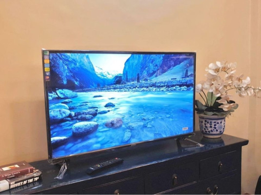 BRANDED SMART TV AND LED TV AVAILABLE