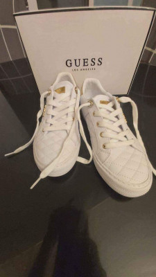 GUESS Women's Loven White Sneakers
