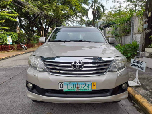 2012 Toyota fortuner