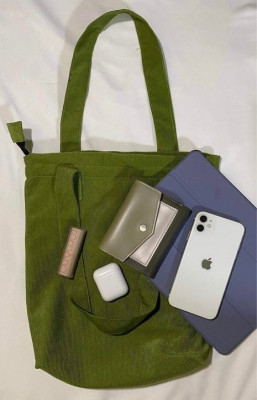 tote bag with zipper and pockets for sale