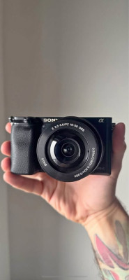 a6000 Sony Camera with 16-50mm zoom lens