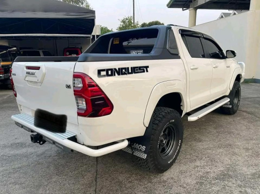 FOR SALE RUSH! TOYOTA HILUX V 4X4 TOP OF THE LINE 2021 MODEL