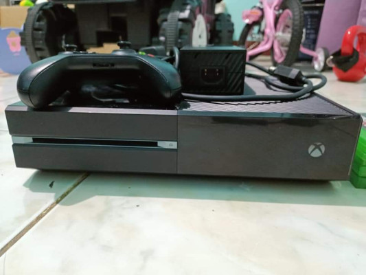 XBOX ONE 500GB