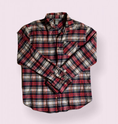 Mint red checkered buttoned longsleeve shirt