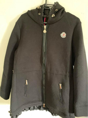 Moncler jacket 20x29 dimesion