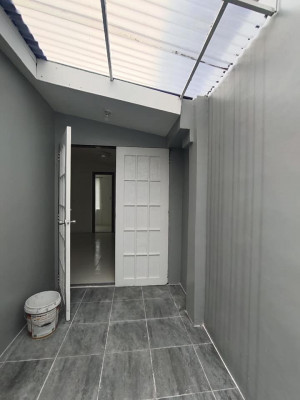 3 BR RENOVATED BUNGALOW HOUSE IN PROVIDENCE FOR SALE