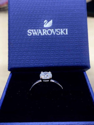 Swarovski Ring