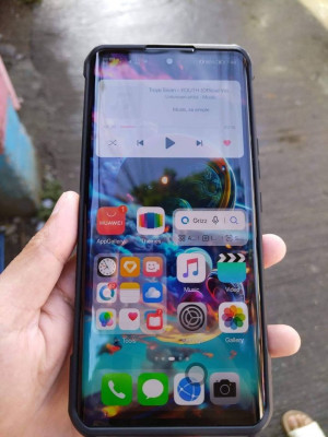 Huawei Nova 8 - Oled Curve Display