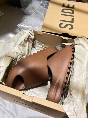 Adidas Yeezy Slide FLAX