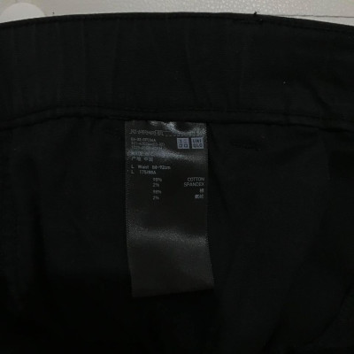 Uniqlo black cargo pants