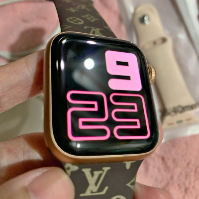 Apple Watch Series 5 (40mm)