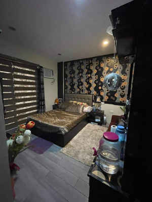 HOUSE & LOT FOR SALE