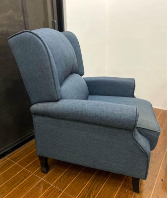 RECLINER CHAIR (preloved)