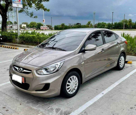 2014 Hyundai accent