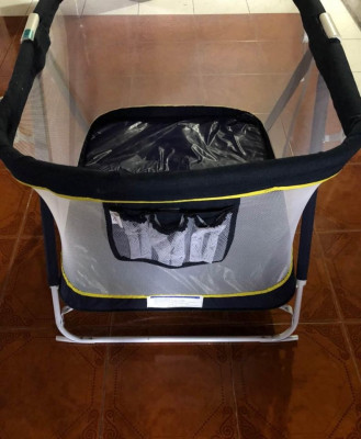 For sale Giant Carrier playpen cozi