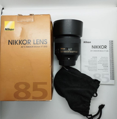 Nikkor 85mm f1.8G prime lens