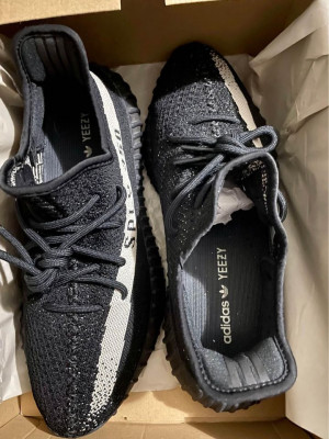 Yeezy Boost 350 “ OREO”