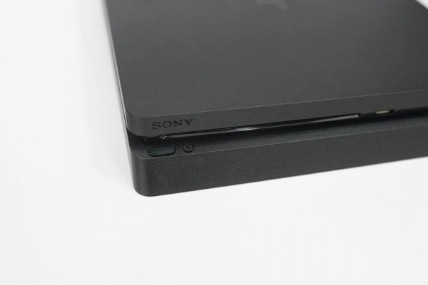 PS4 Slim 1TB Black