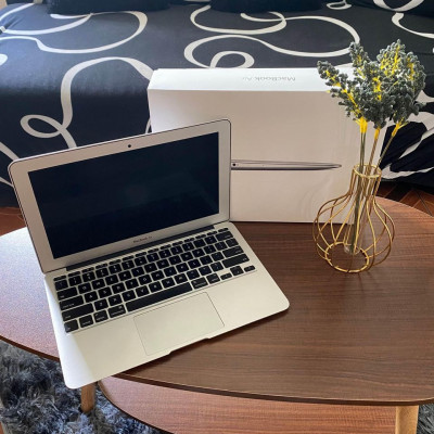 Macbook 2013 11 Inch