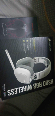 Corsair HS80 RGB wireless gaming headset