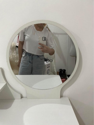 Vanity Mirror Table