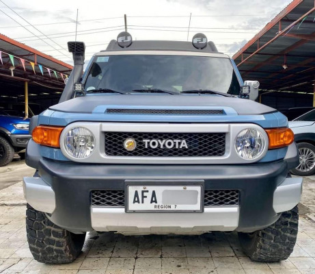 2014 TOYOTA FJ CRUISER 4X4
