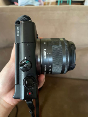 Canon EOSM100