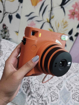 Fujifilm sq 1 instax camera