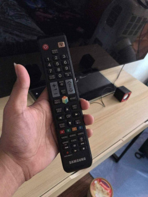 Samsung 55" Smart TV