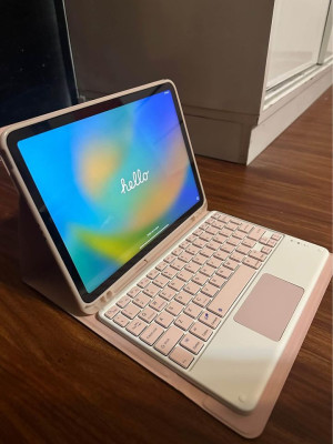 Ipad Air 5th Gen, 2022 Model, M1, UNDER WARRANTY