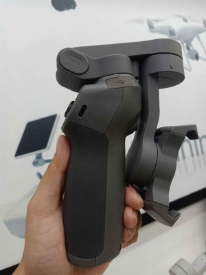 Osmo Mobile 3 Handheld Gimbal