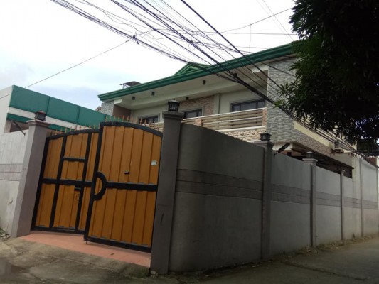 2 storey house and lot for sale