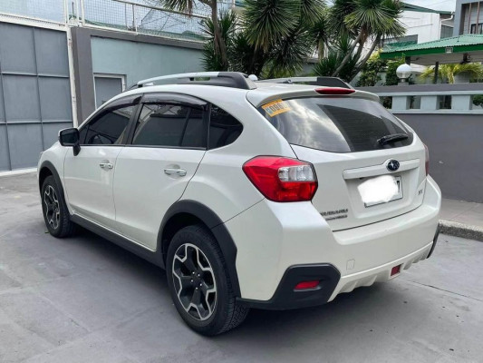 2014 Subaru XV 2.0i CVT Automatic Gas - Pearl White