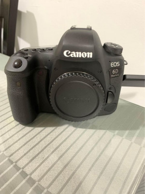Canon 6D Mark II Full Frame DSLR