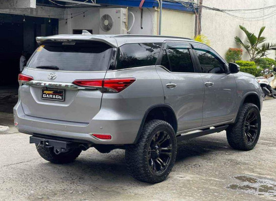 Toyota Fortuner V