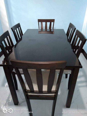 Dinning table