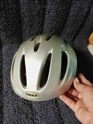 Cycling Helmet 150 Only‼️ Japan/Uk Surplus Like New