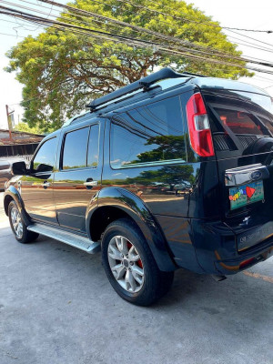 2009mdl (2010 acquired) Ford Everest 4X2 SUV
