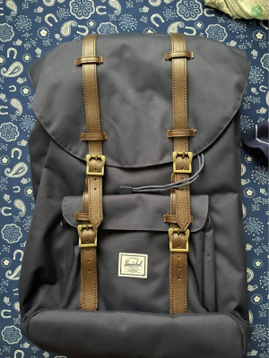 HERSCHEL LITTLE AMERICA 25 L