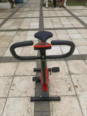 STATIONARY BIKE