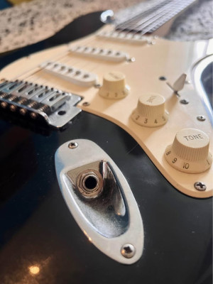 Squier Strat 2014 model