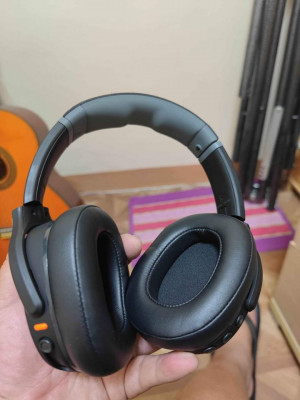 Skullcandy Crusher Evo Bluetooth Headphones