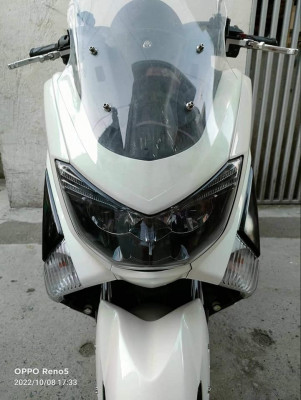 YAMAHA NMAX