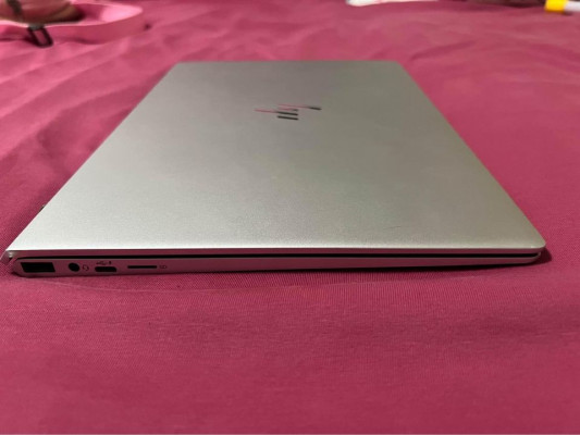 HP ENVY 13-ad111tx