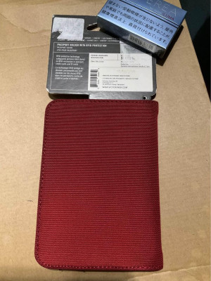 Brandnew Original Victorinox Passport Holder RFID