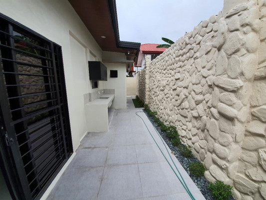 Bungalow House and Lot in Pilar Village, Las Pinas