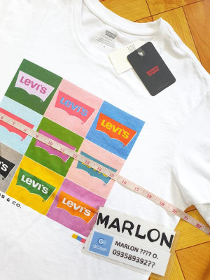 Levis tee